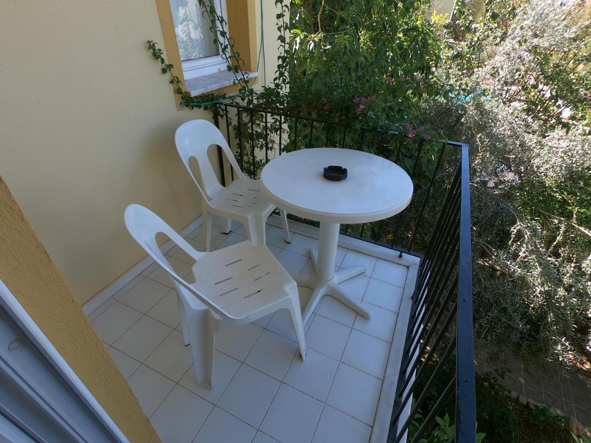Sarihan Apart Otel Олудениз Екстериор снимка