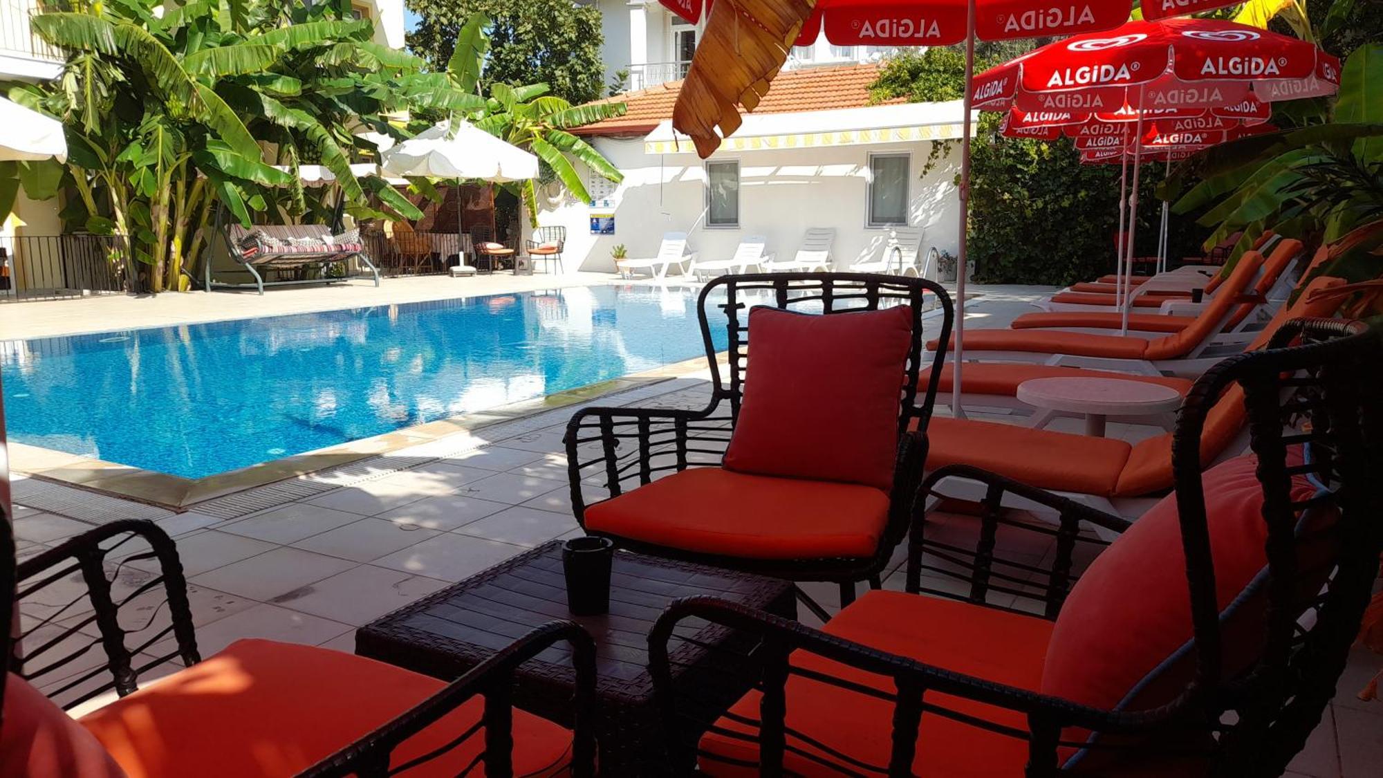 Sarihan Apart Otel Олудениз Екстериор снимка