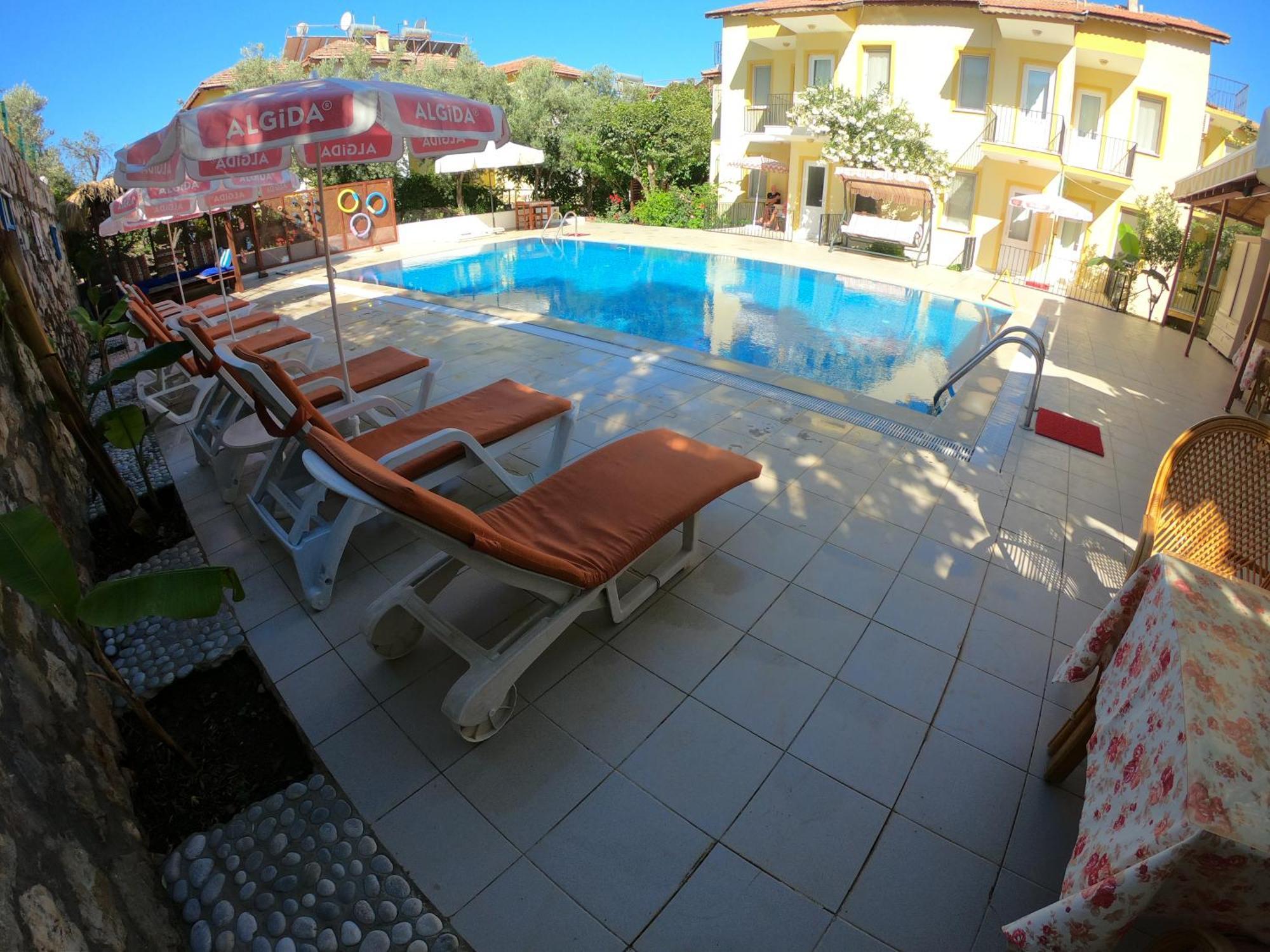 Sarihan Apart Otel Олудениз Екстериор снимка